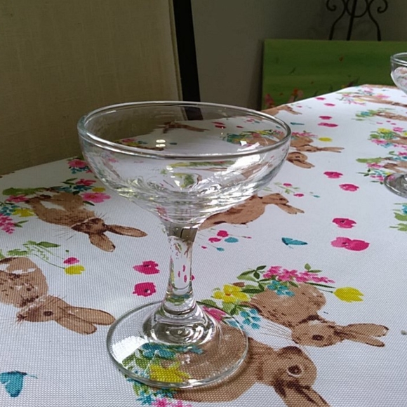 SAUCER COCKTAIL GLASSES - Picture 2 of 3